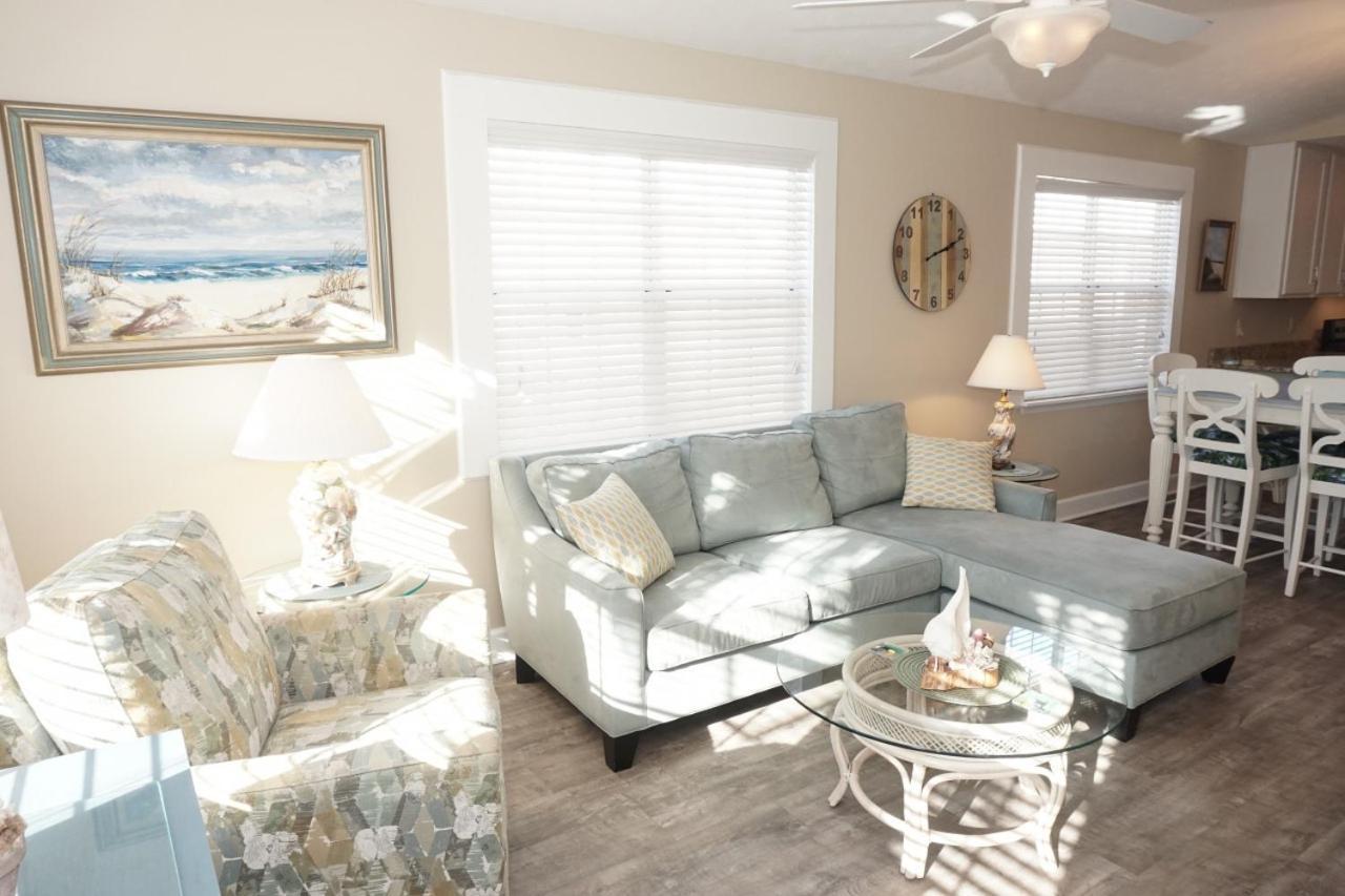 Venture Out 476 Marlin Dr Comes With Golf Cart *